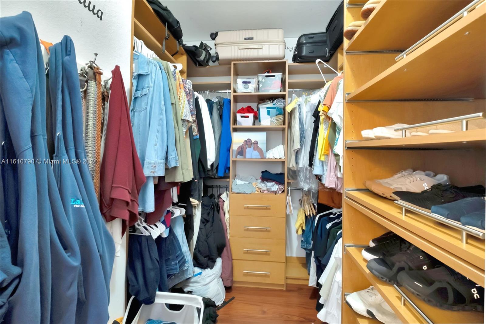 10702 NW 77th St # 10702