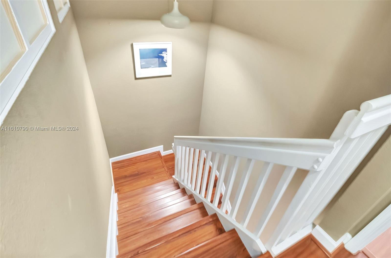 10702 NW 77th St # 10702