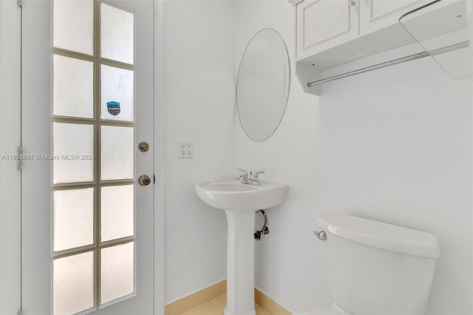 155 SW 39th Ct