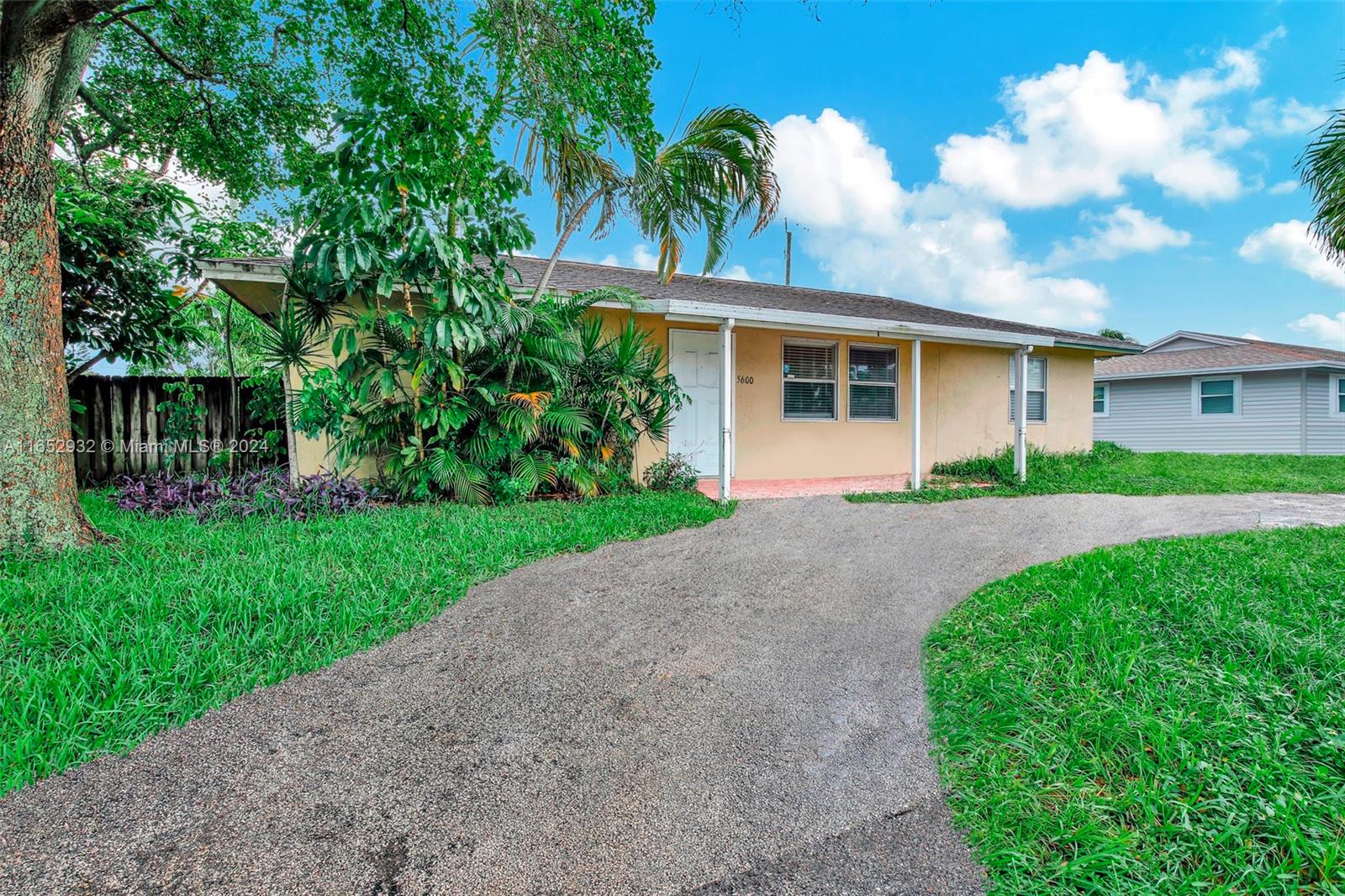 5600 SW 39th St