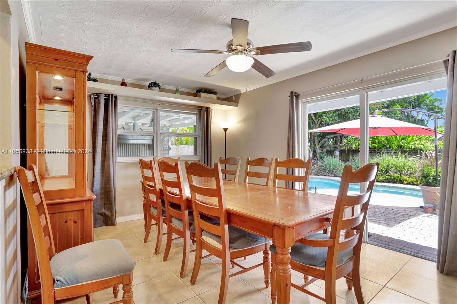 710 NW 37th St