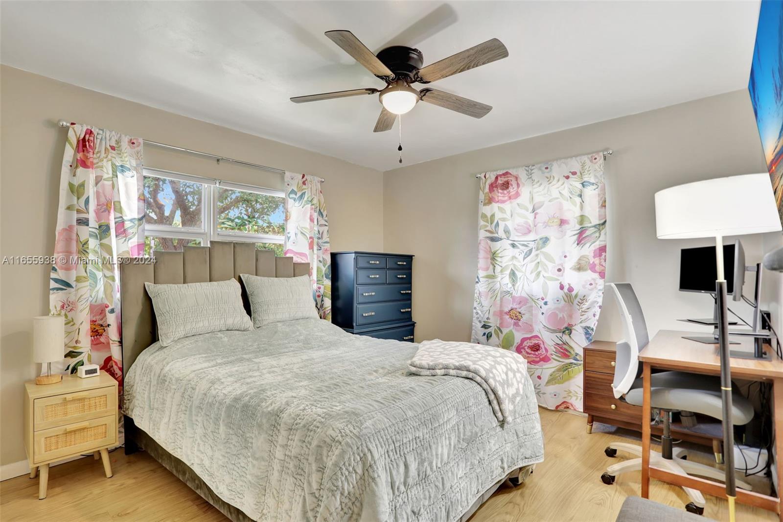 710 NW 37th St