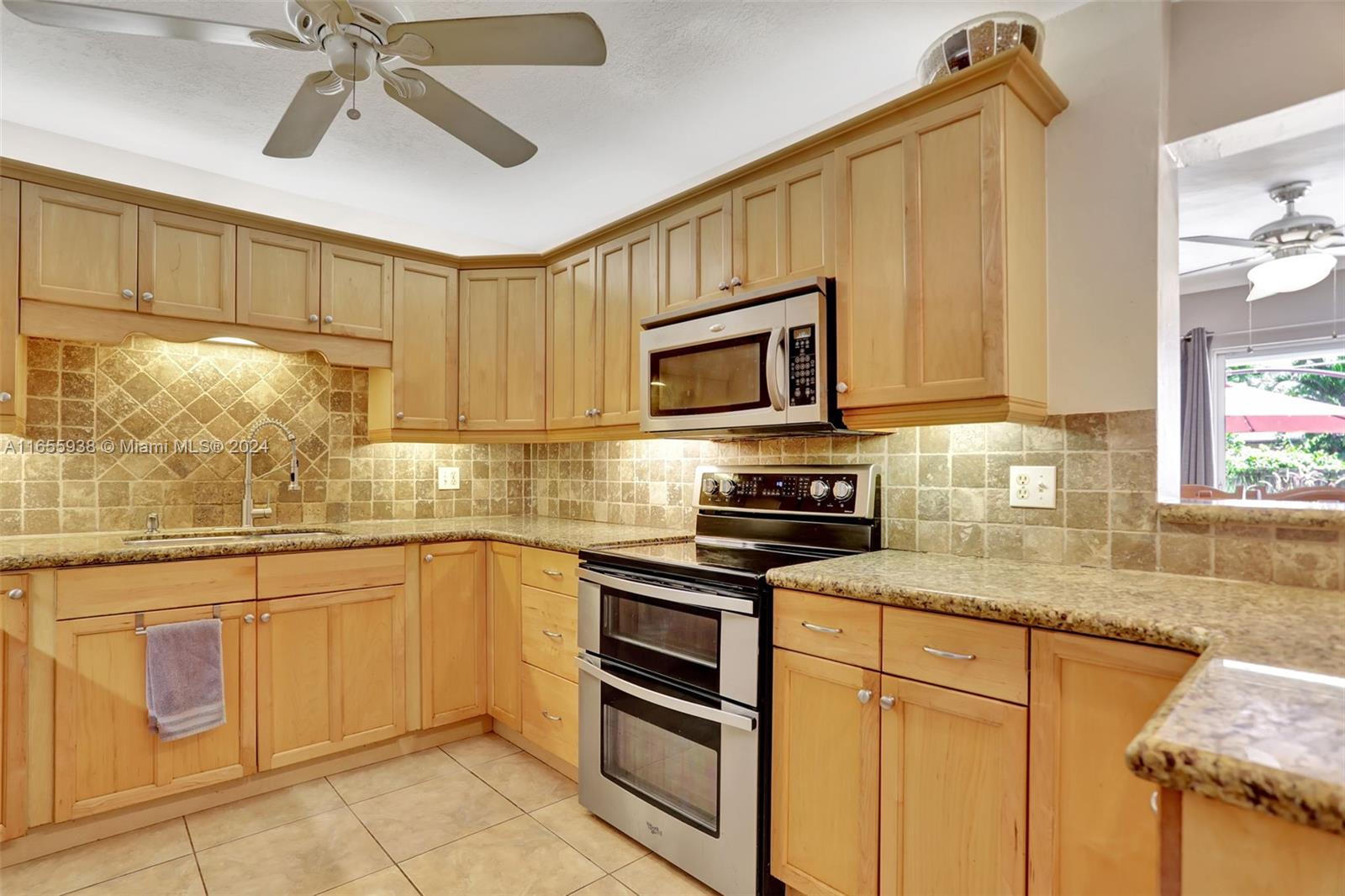 710 NW 37th St
