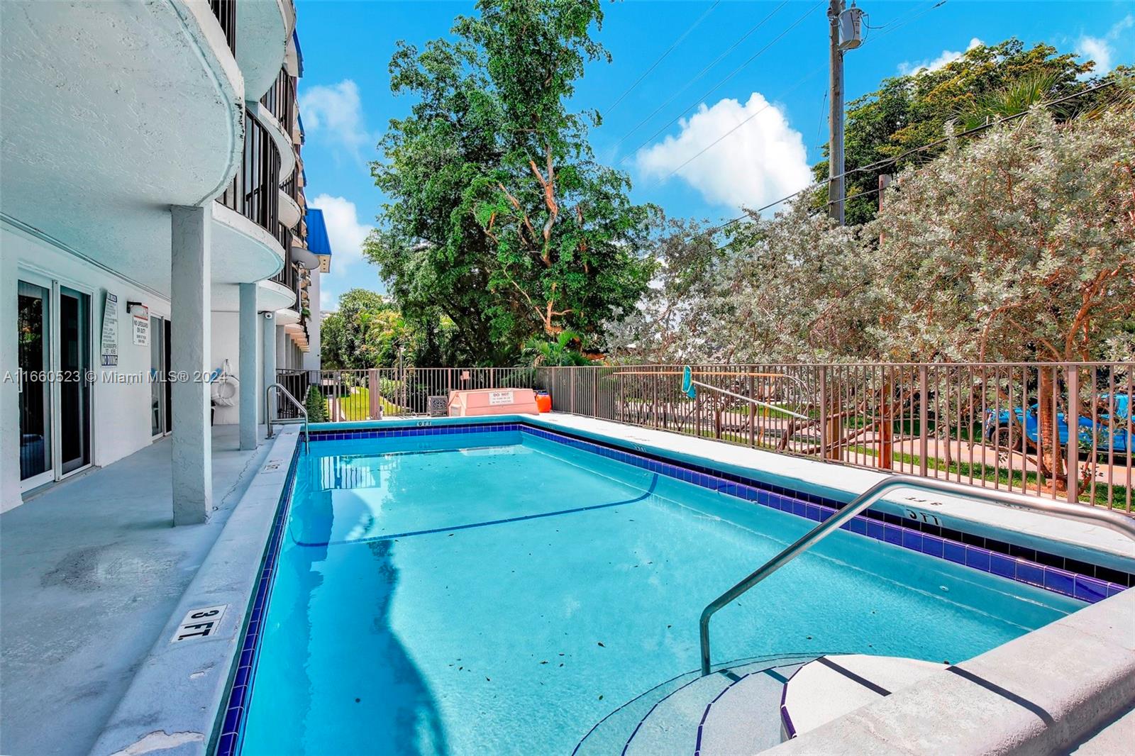 3909 N Ocean Blvd # 202