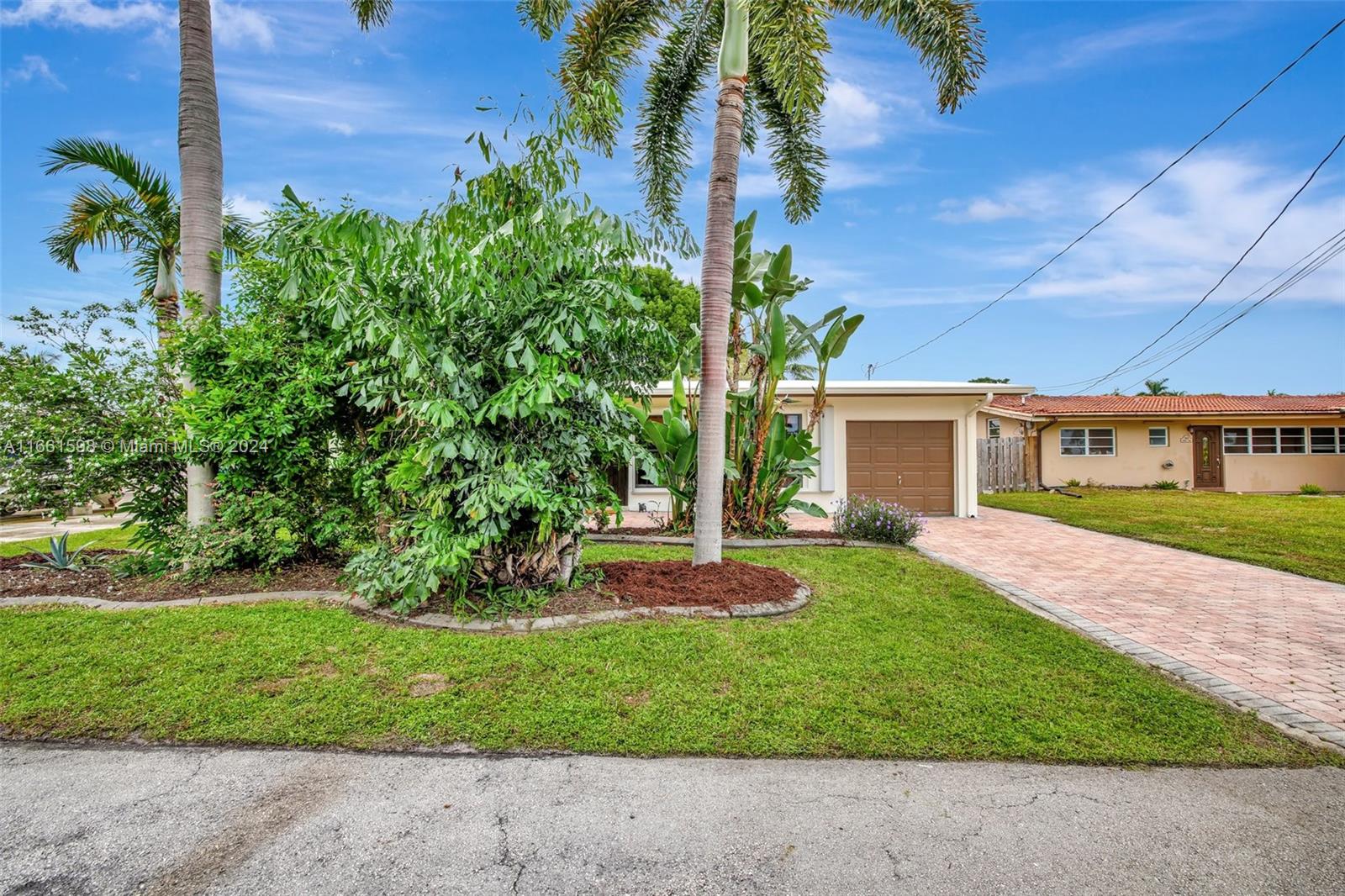 2497 Bimini Ln