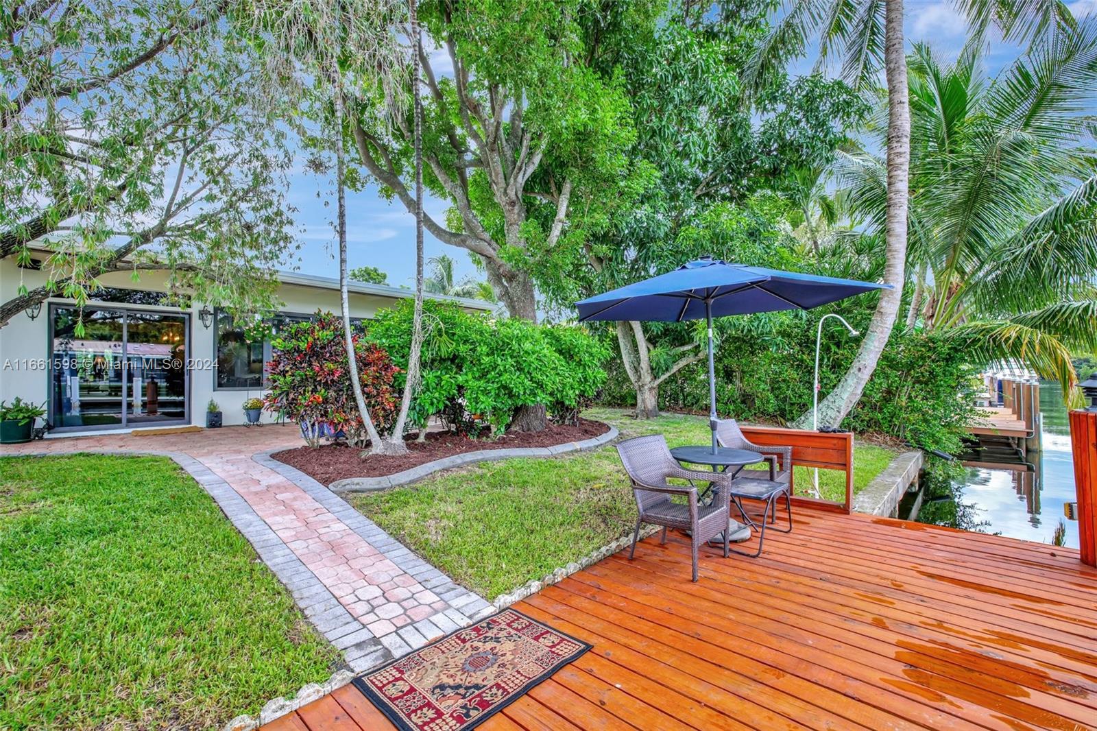 2497 Bimini Ln