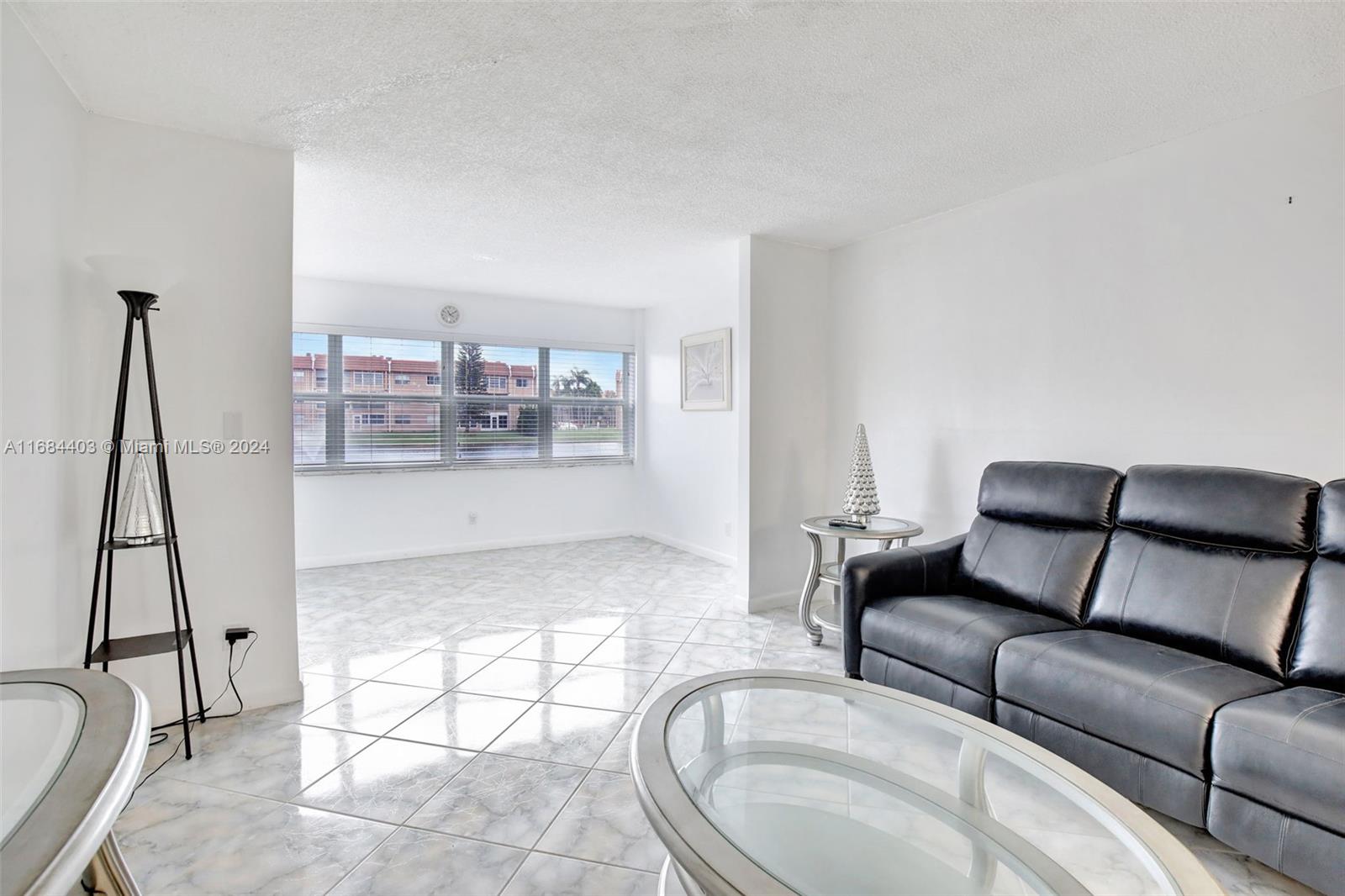 9540 Sunrise Lakes Blvd Unit: 103