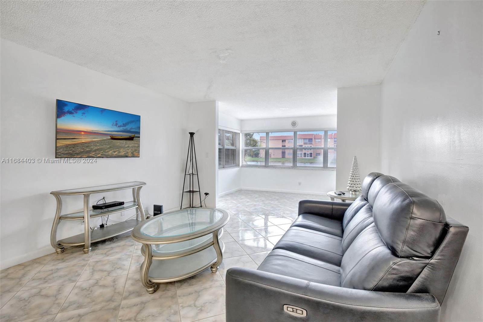 9540 Sunrise Lakes Blvd Unit: 103