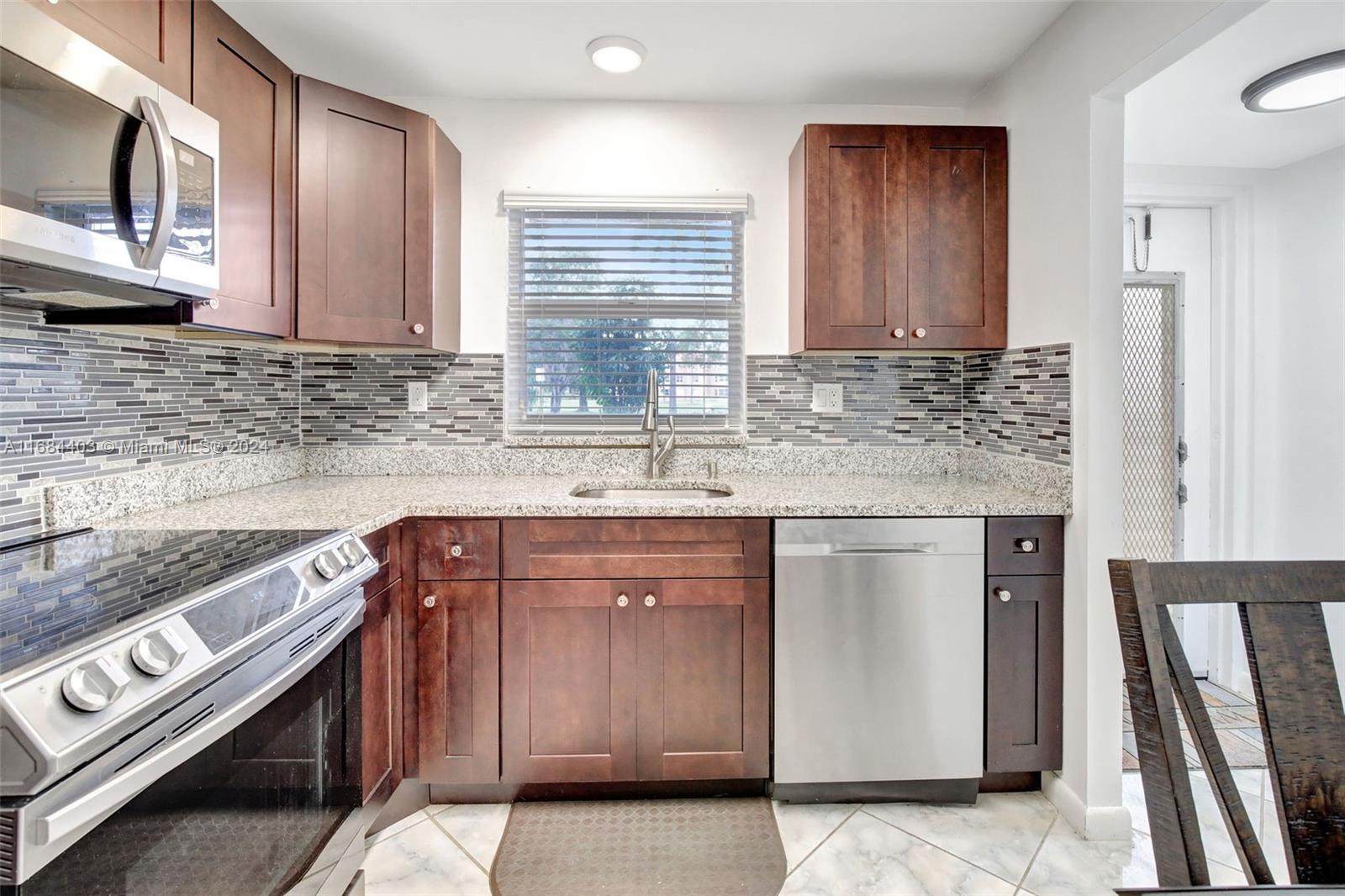 9540 Sunrise Lakes Blvd Unit: 103