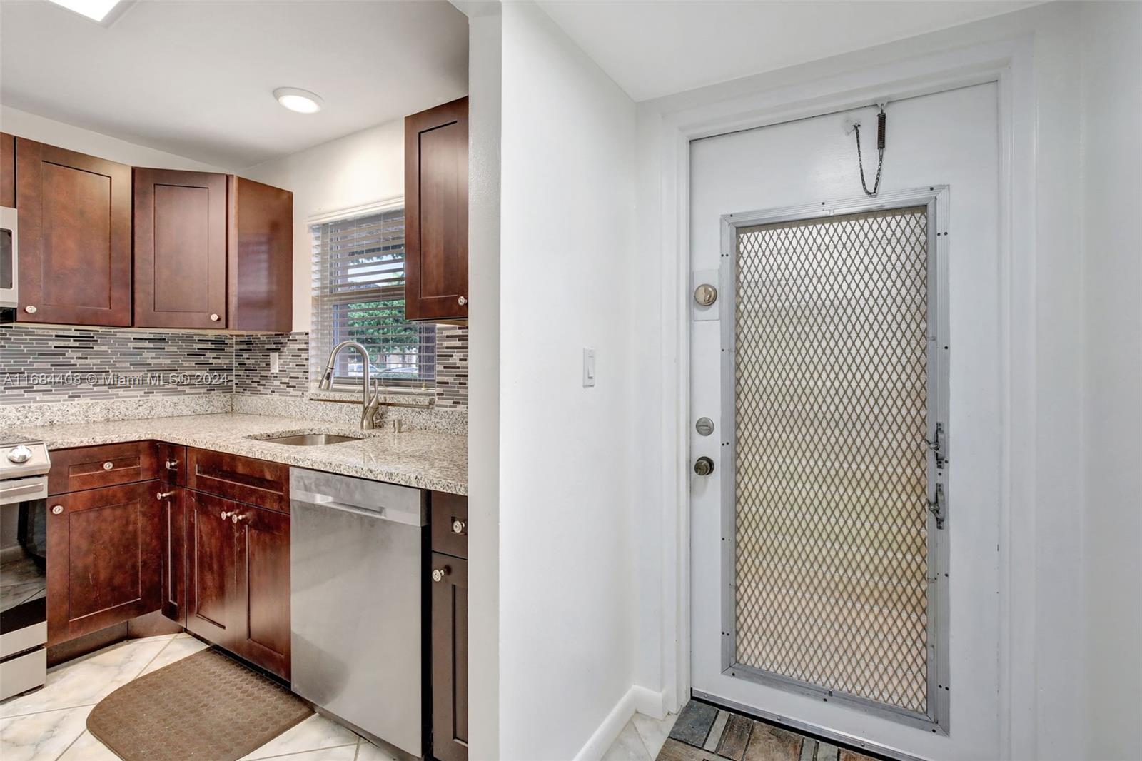 9540 Sunrise Lakes Blvd Unit: 103