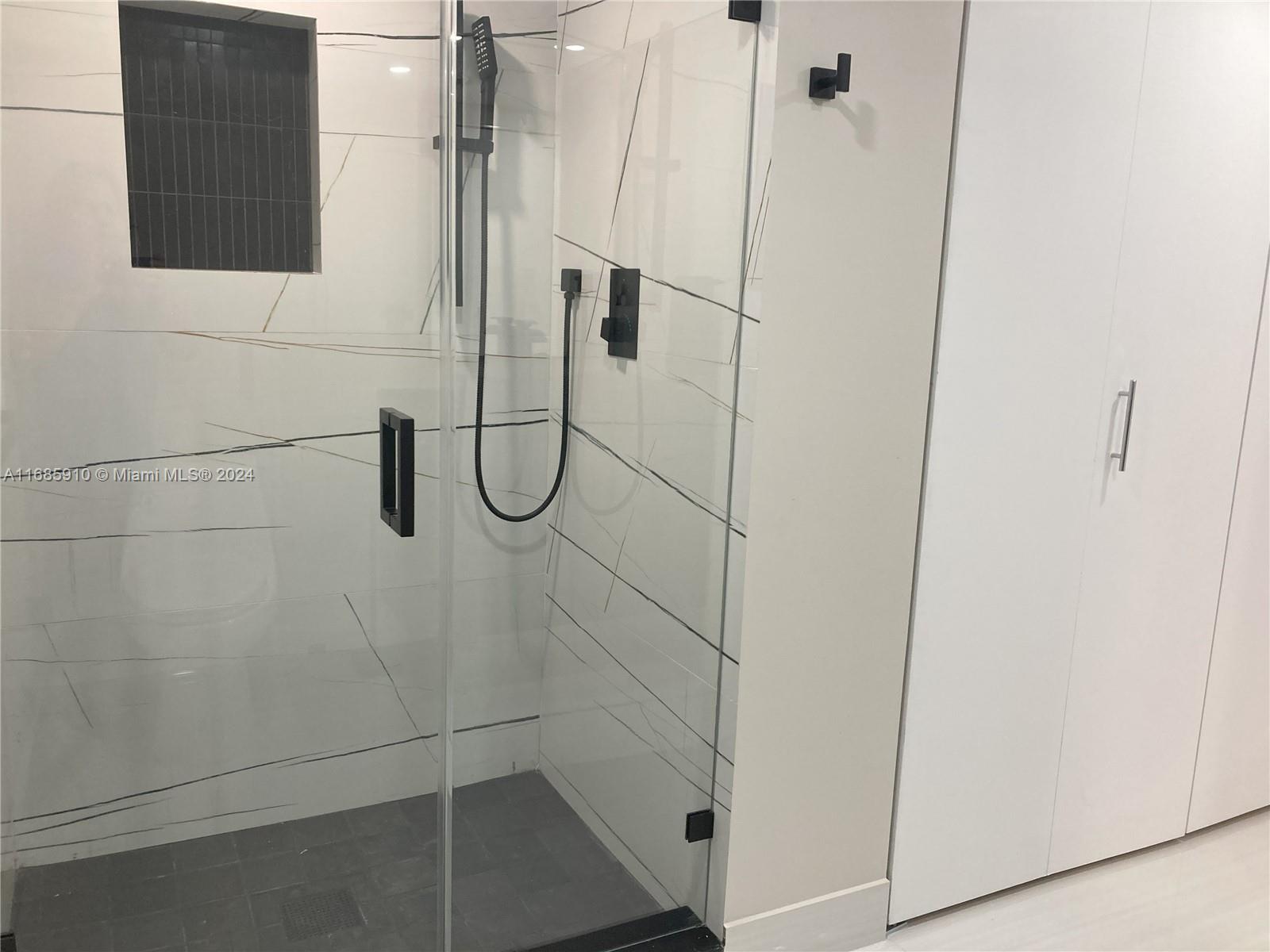 3640 Yacht Club Dr # 1207