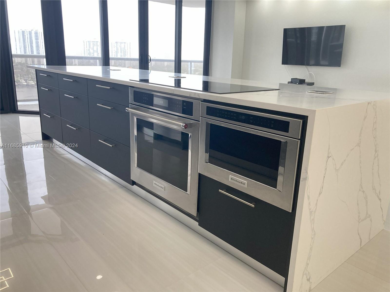 3640 Yacht Club Dr # 1207