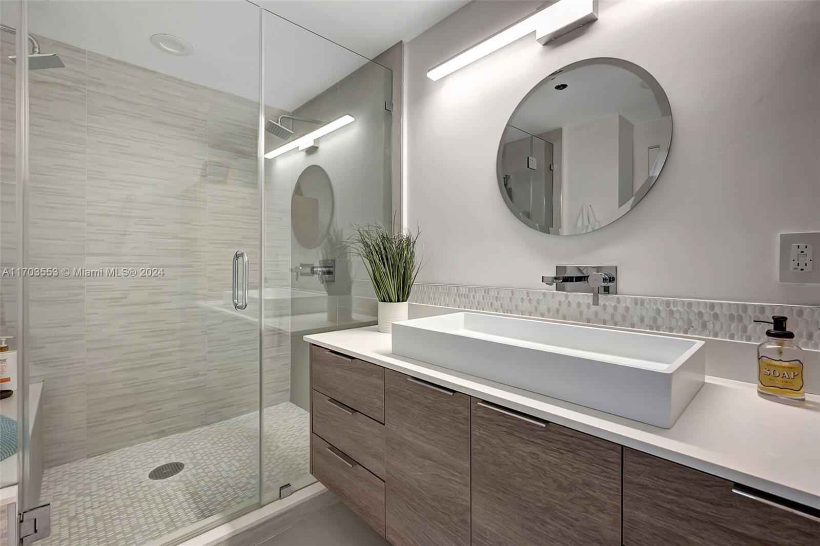 4100 Salzedo St # 712