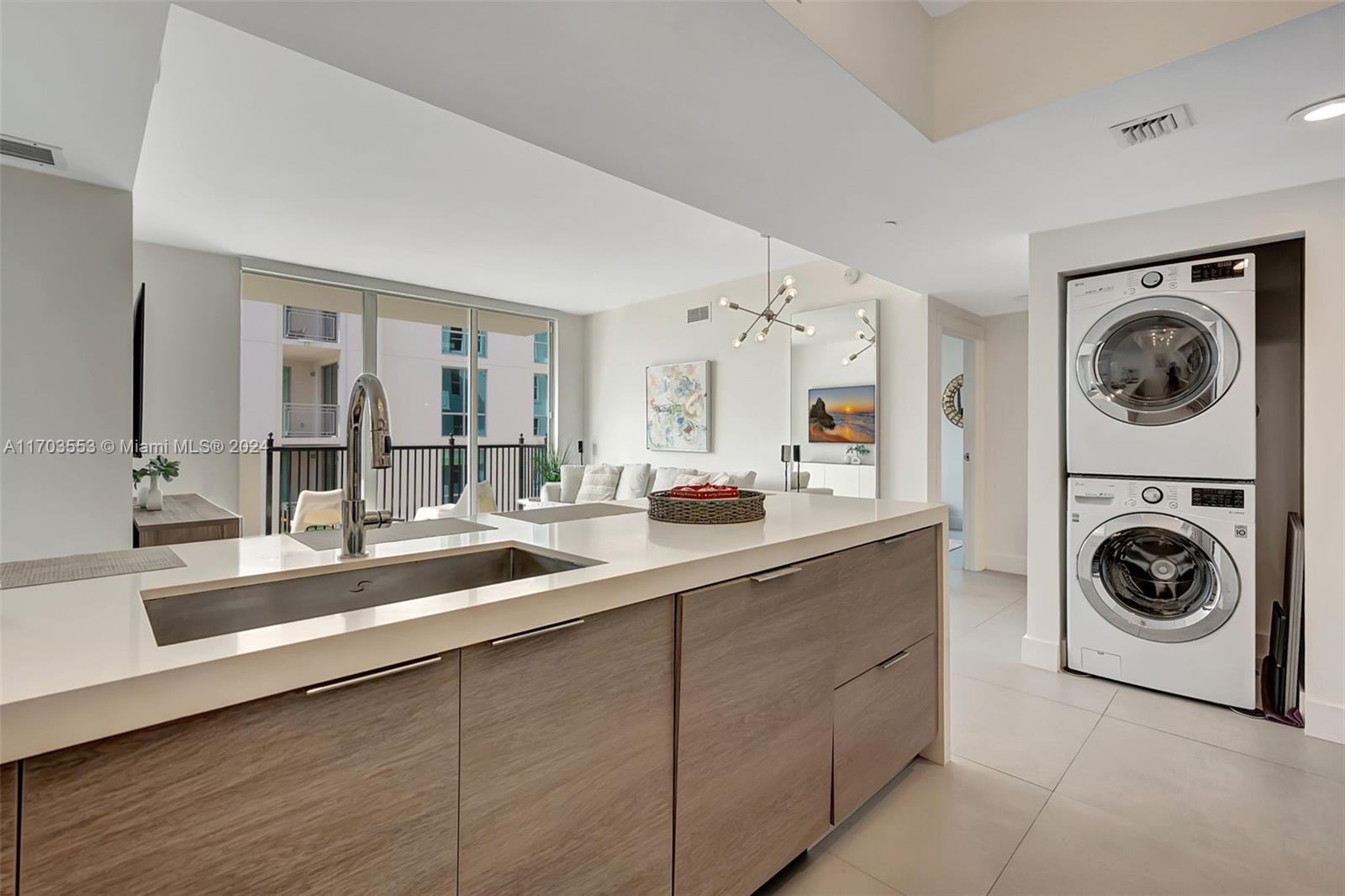 4100 Salzedo St # 712