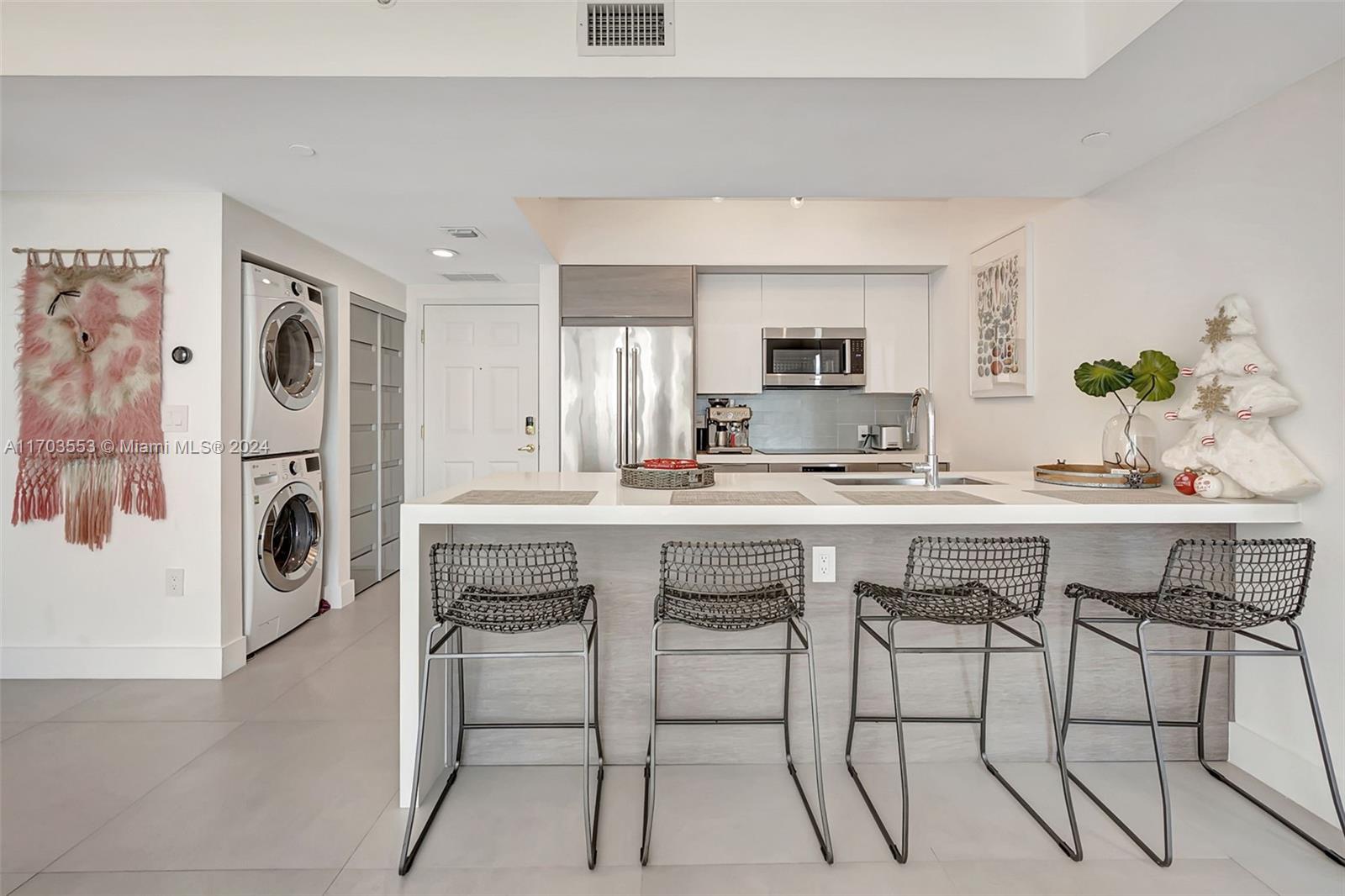 4100 Salzedo St # 712