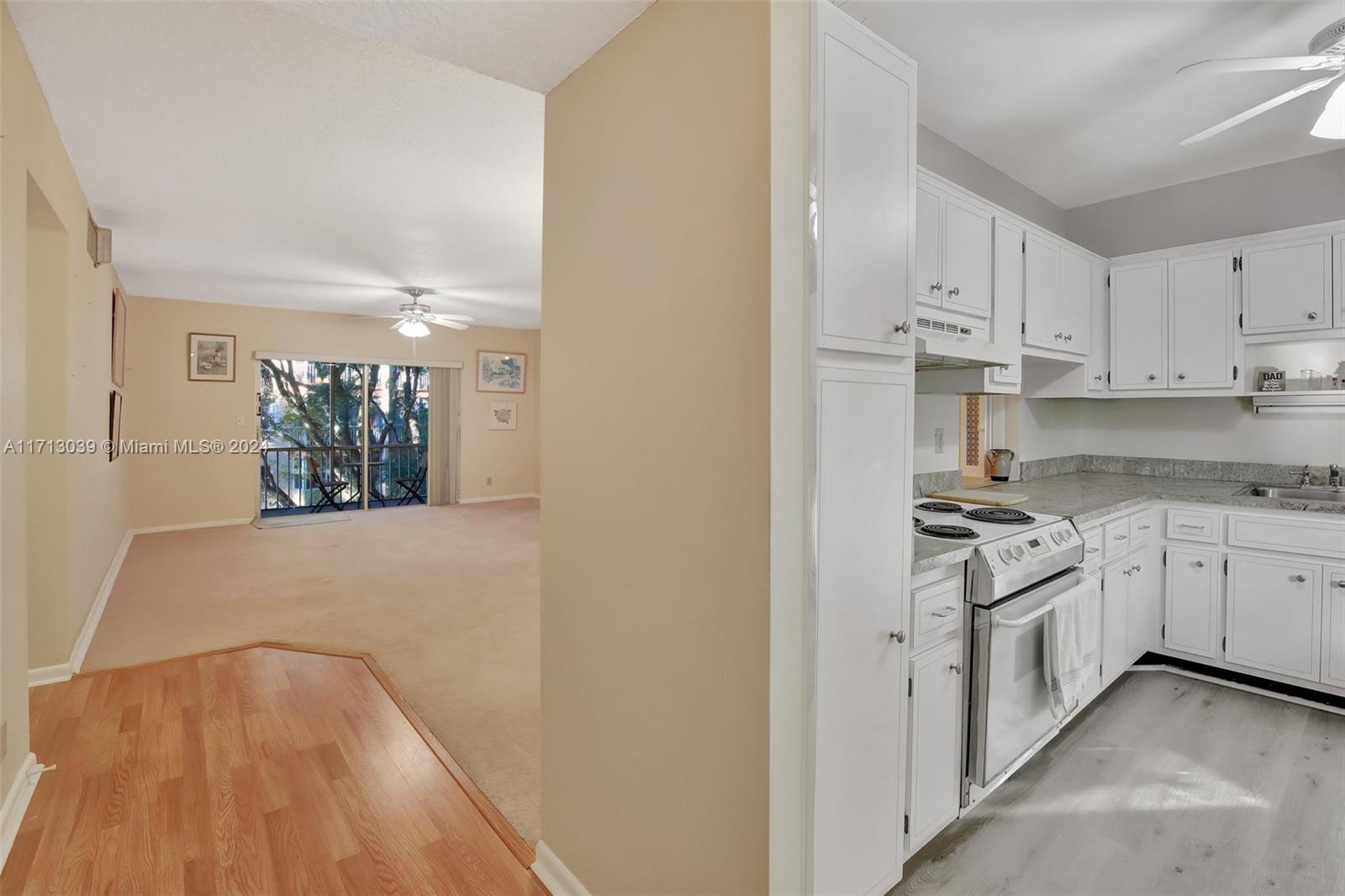 6751 Cypress Rd # 215