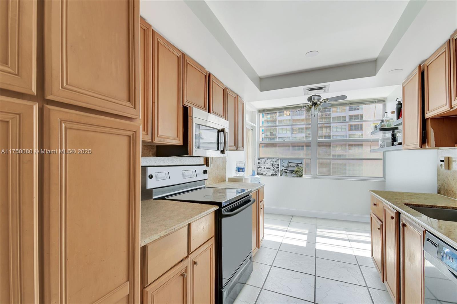 18051 Biscayne Blvd # 801