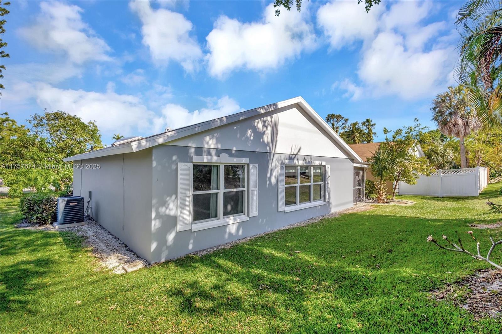 1241 Pine Sage Cir