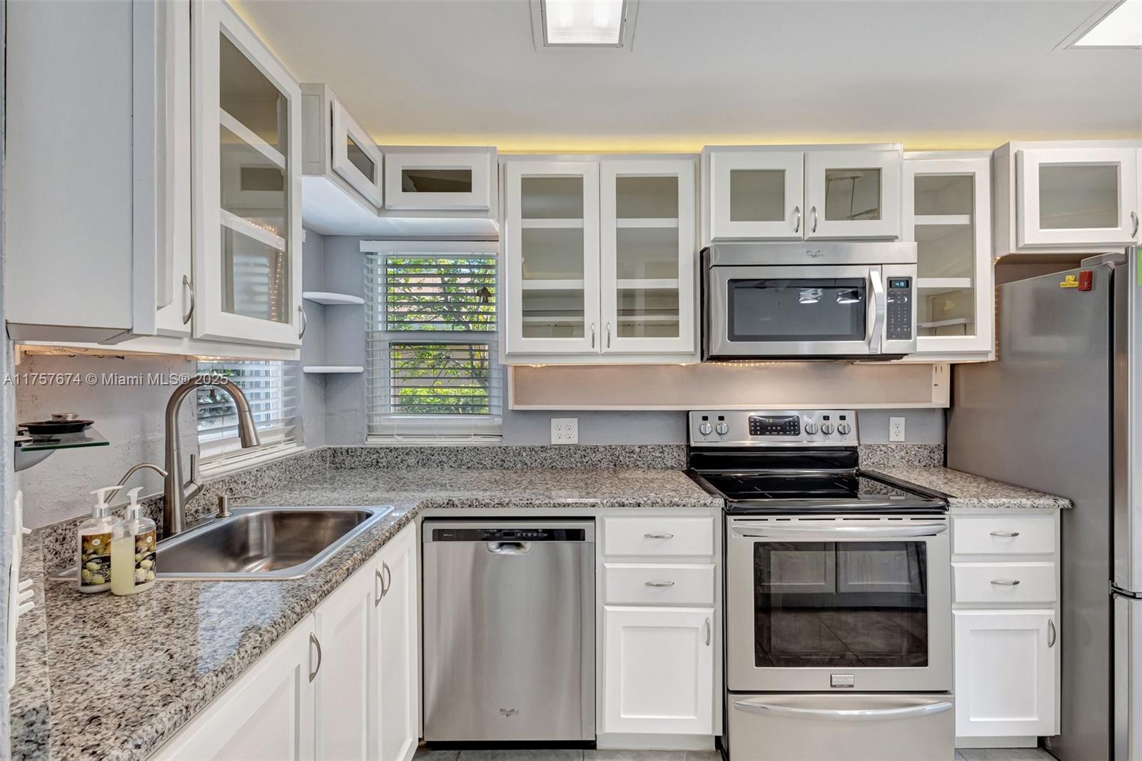 1241 Pine Sage Cir