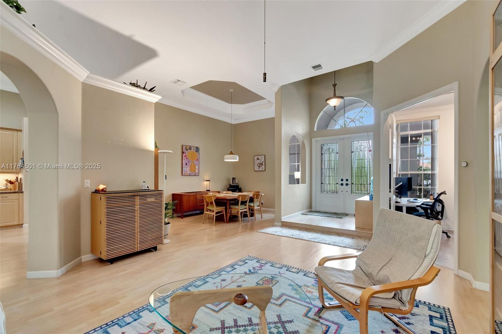 10234 Oak Meadow Ln