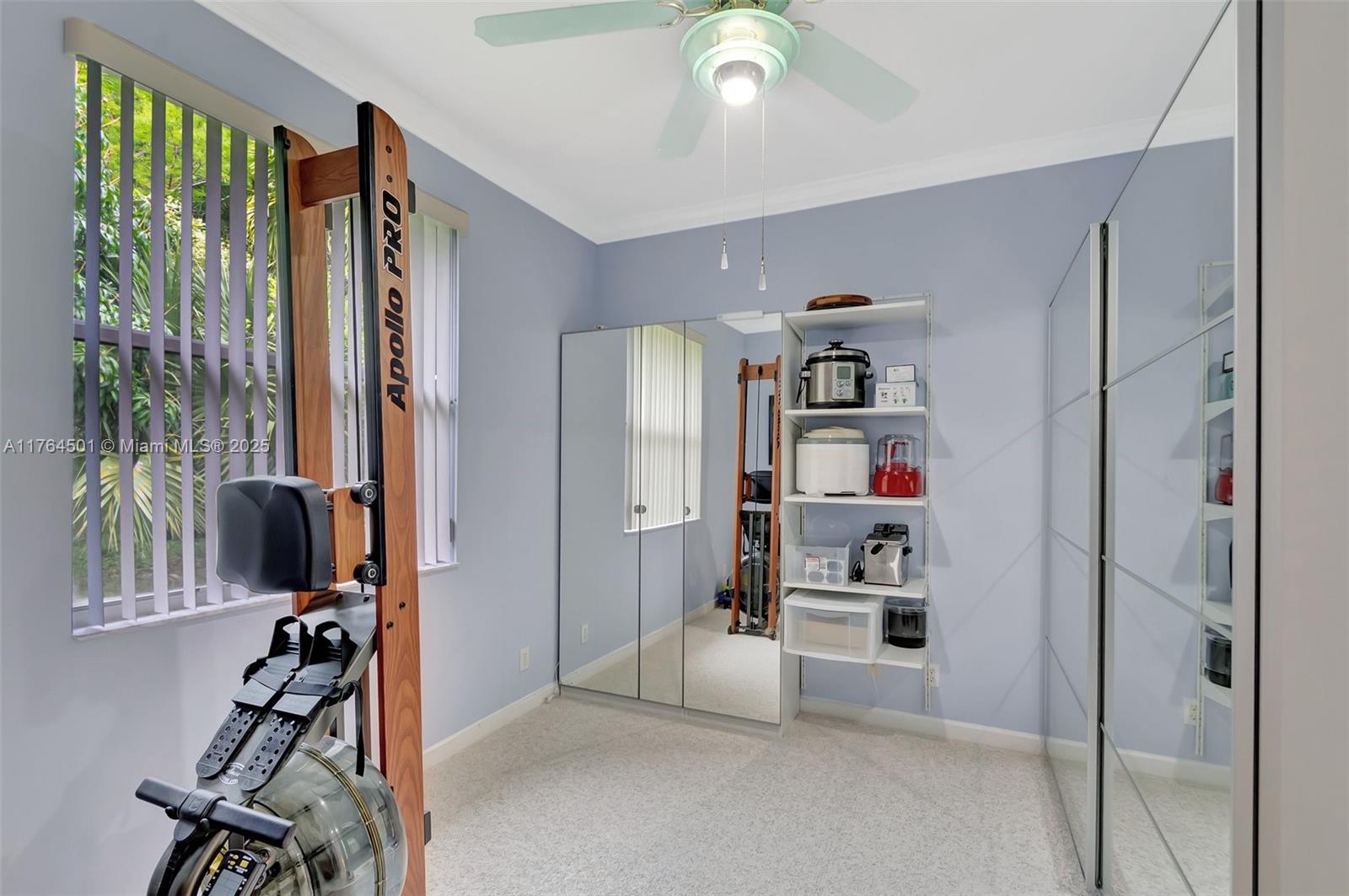 10234 Oak Meadow Ln