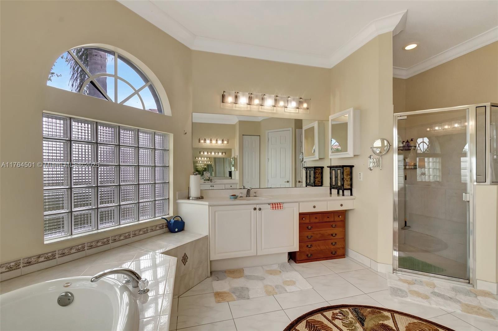 10234 Oak Meadow Ln