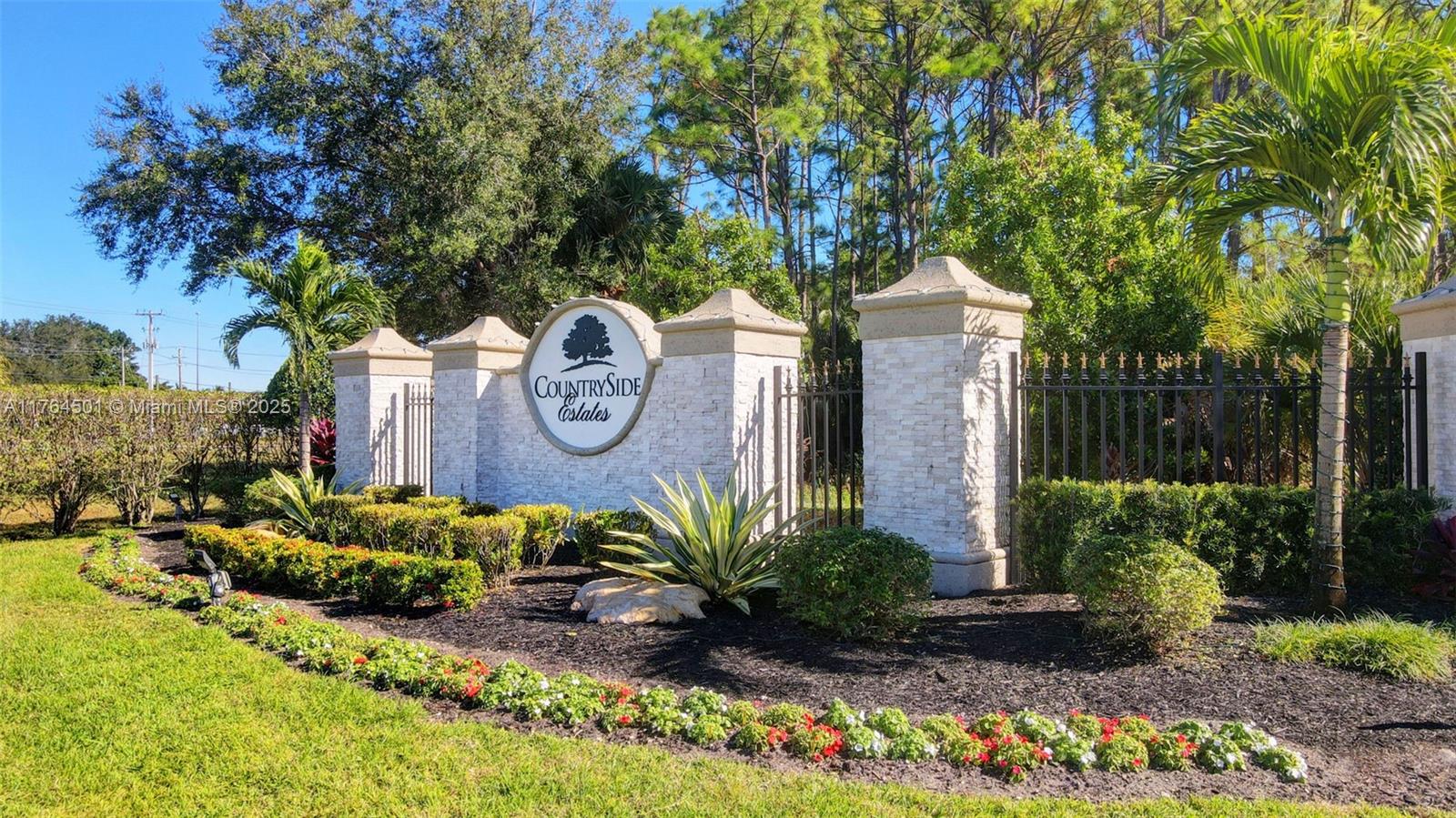 10234 Oak Meadow Ln