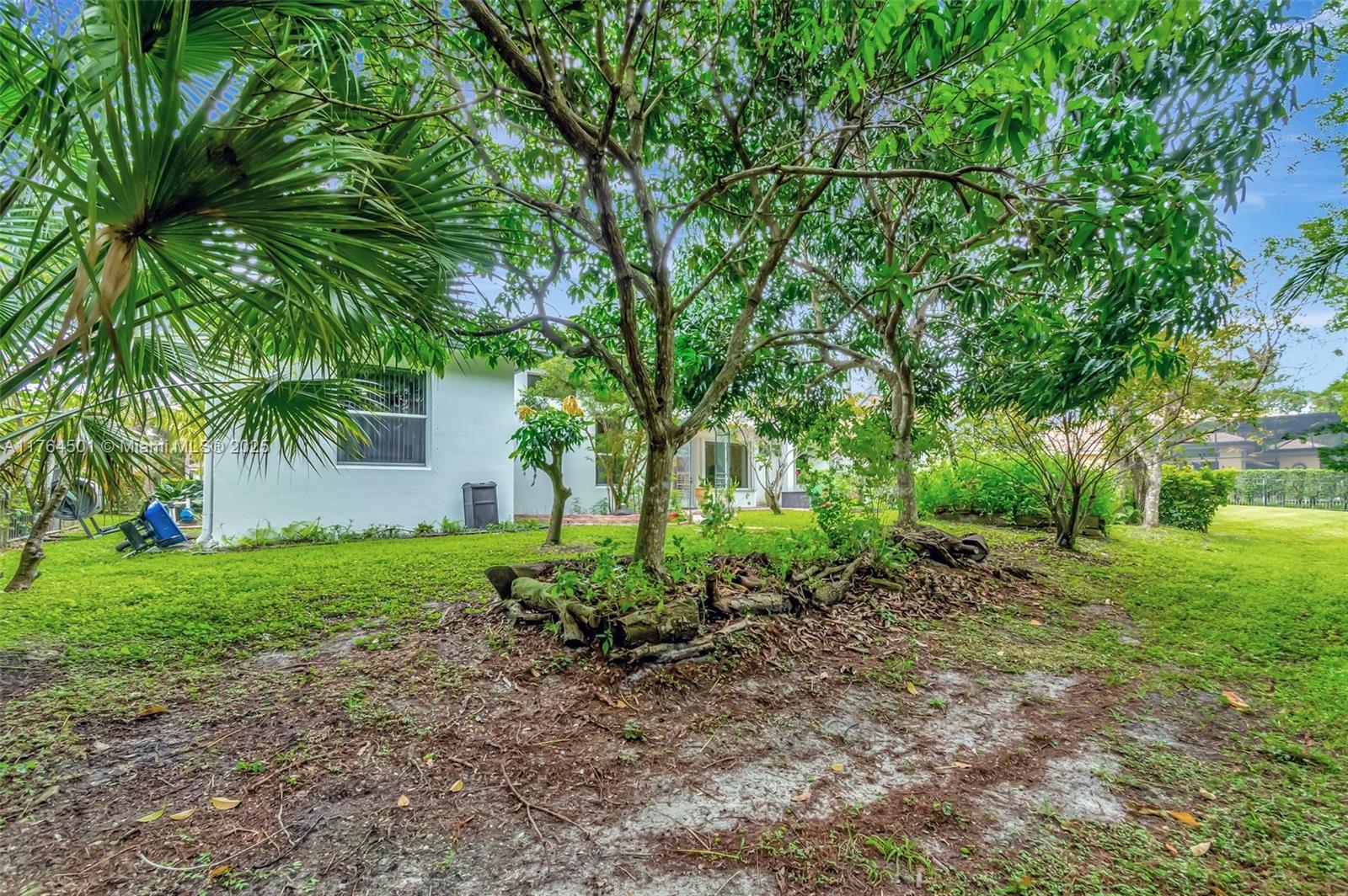 10234 Oak Meadow Ln