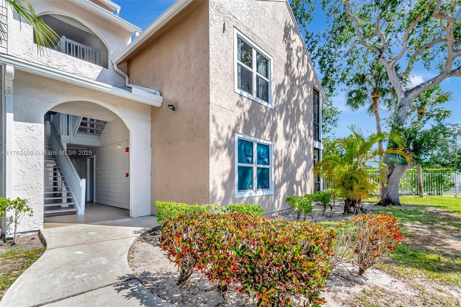 2307 N Congress Ave # 28