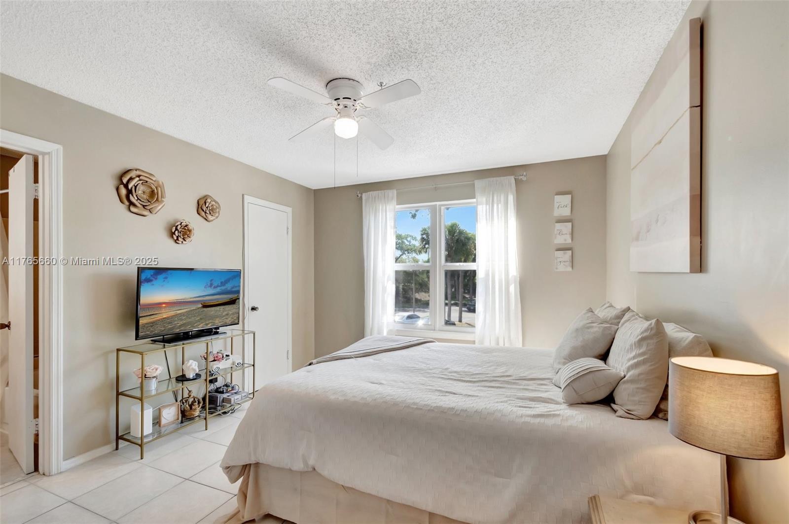 2307 N Congress Ave # 28