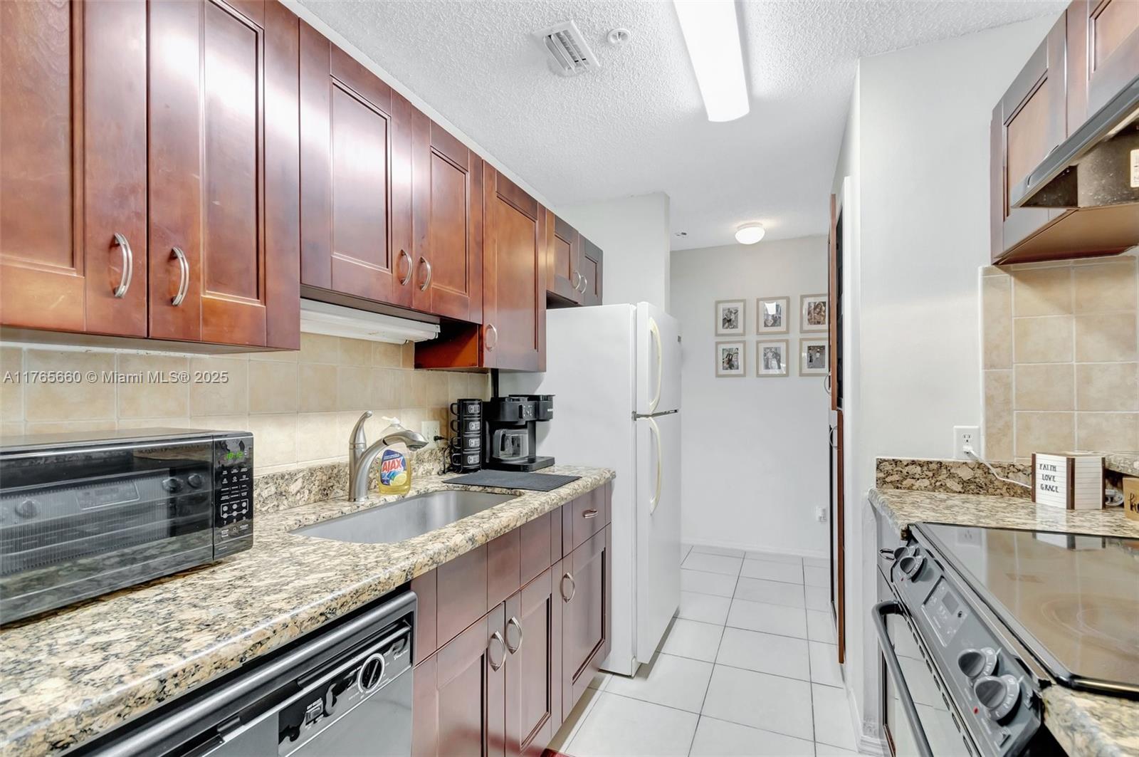 2307 N Congress Ave # 28