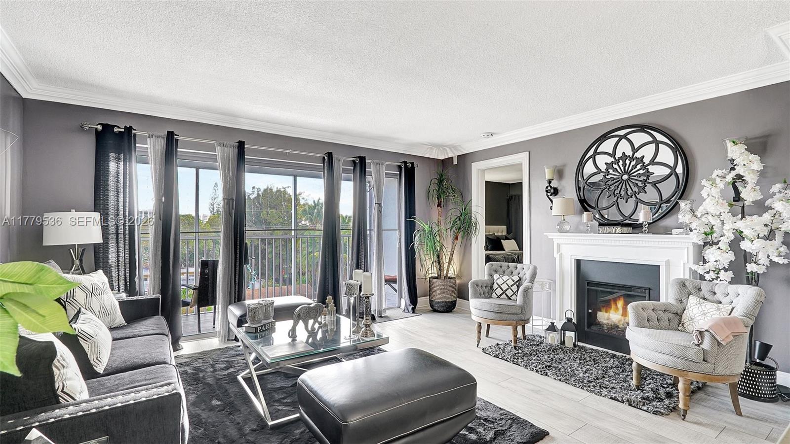 329 SE 3rd St # 405S