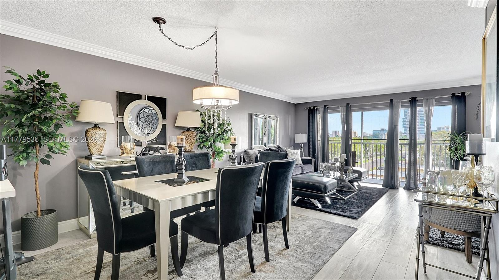 329 SE 3rd St # 405S