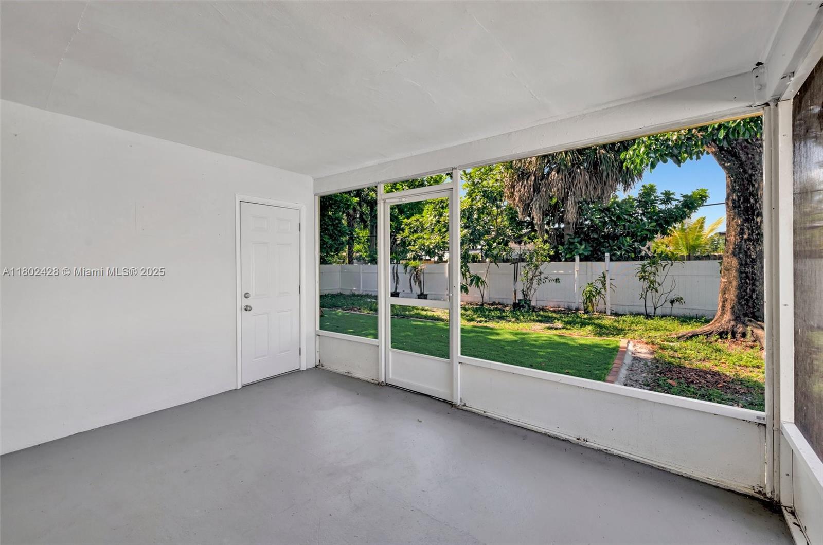 5220-5224 NW 15th Ct