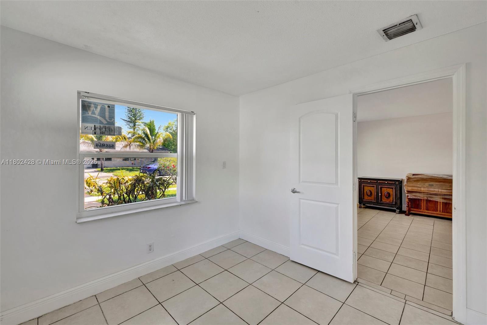 5220-5224 NW 15th Ct