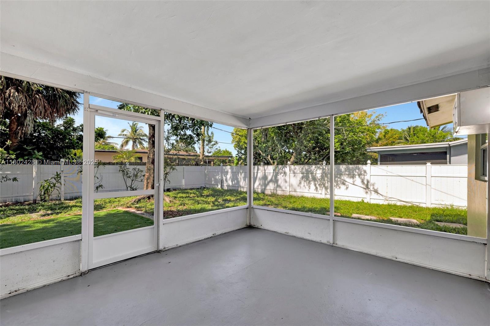 5220-5224 NW 15th Ct
