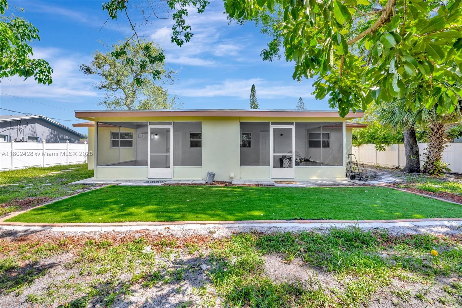 5220-5224 NW 15th Ct