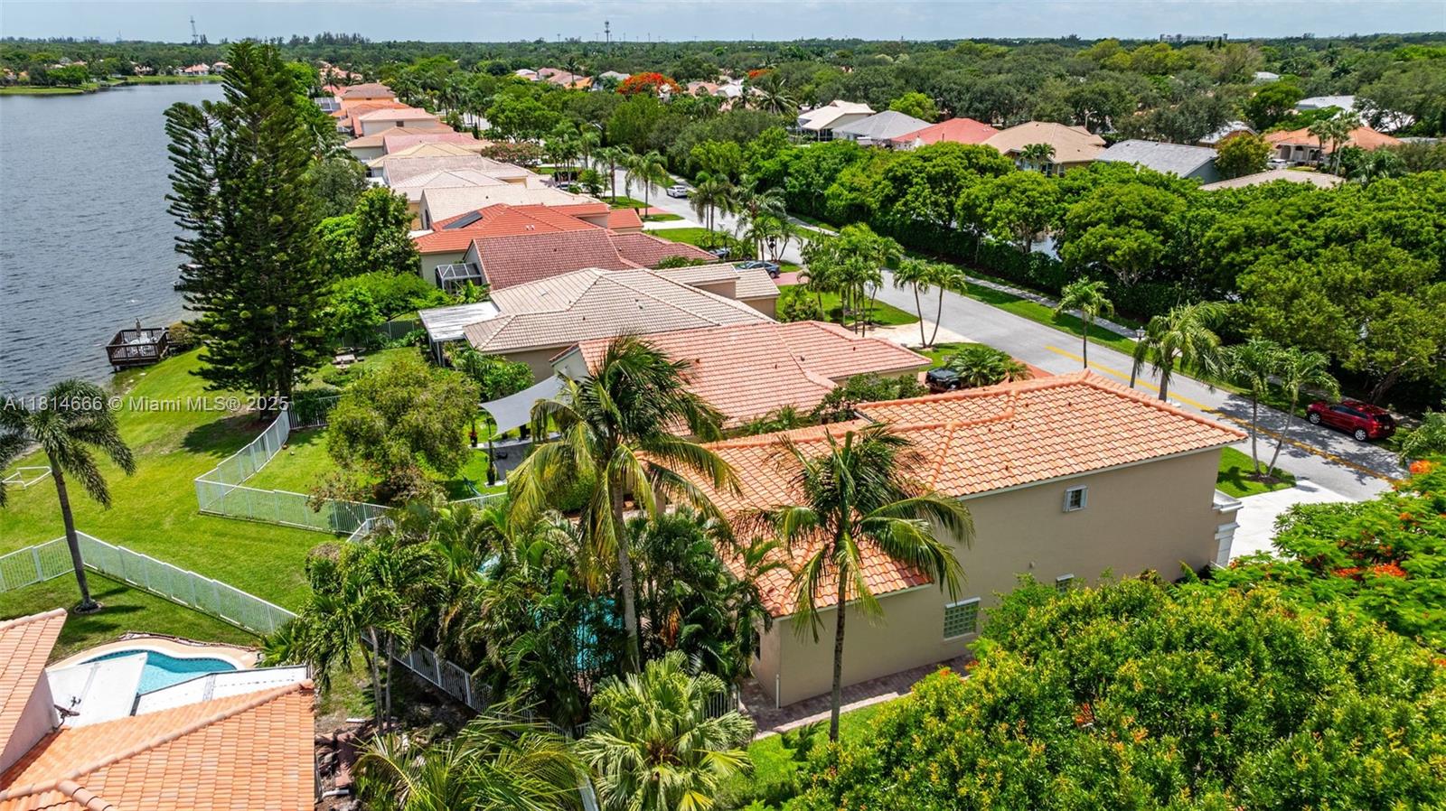 3708 Coco Lake Dr