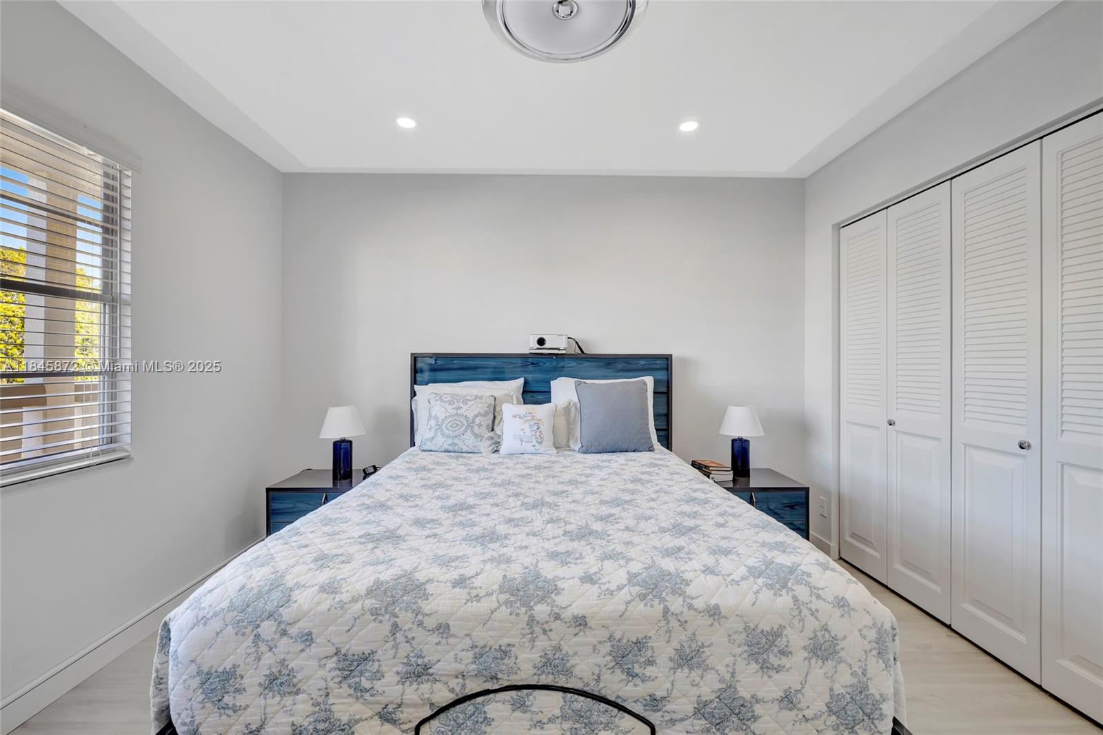 2101 Lucaya Bnd # E3