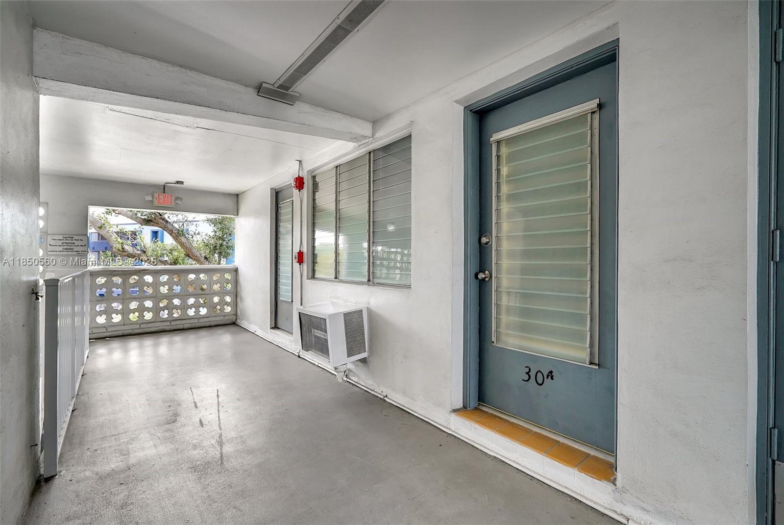15600 NE 6th Ave # 30A