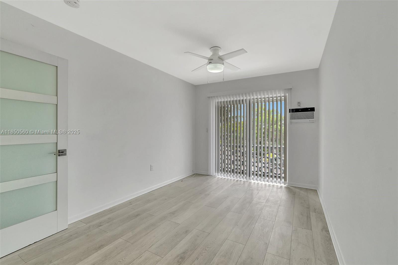 15600 NE 6th Ave # 30A