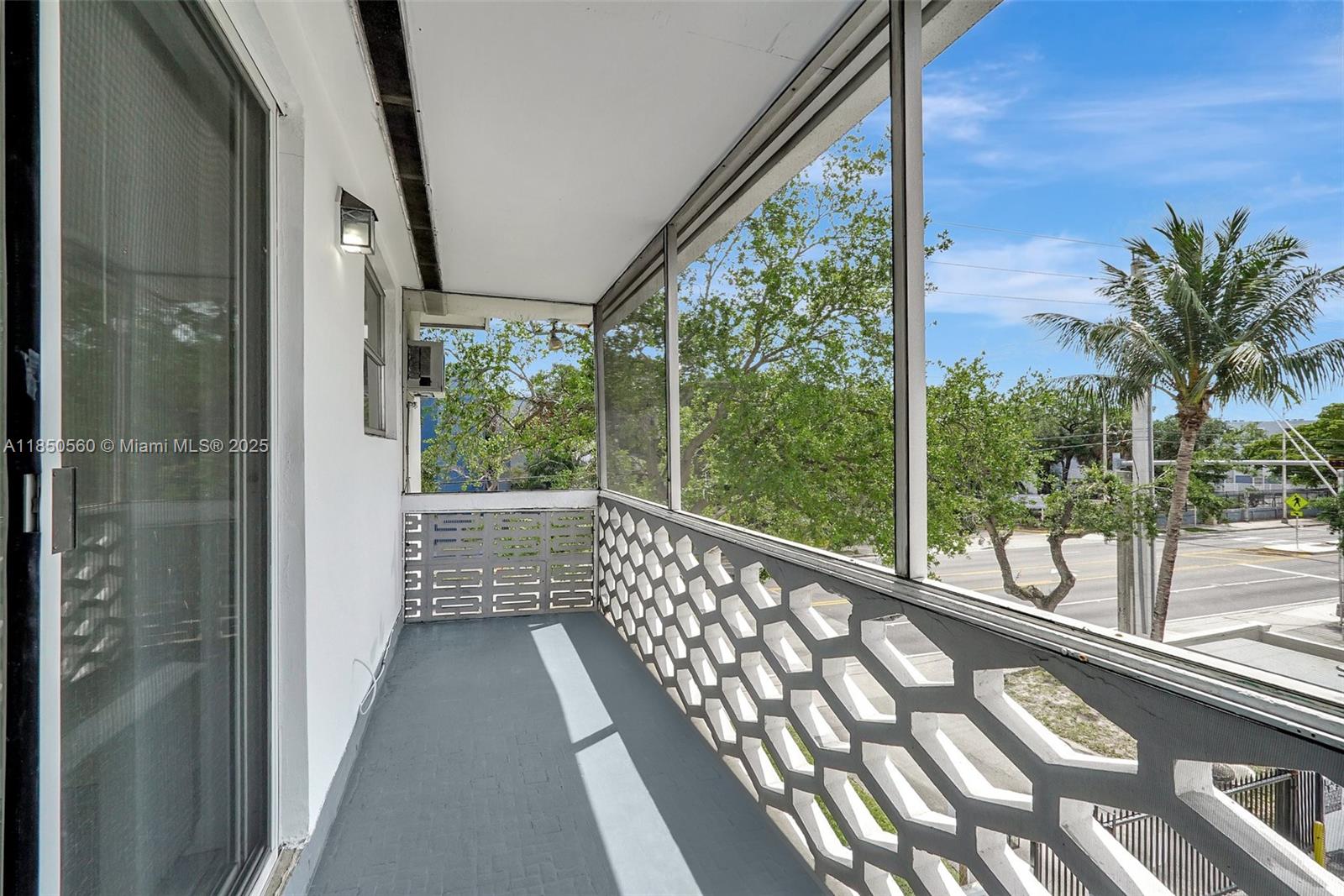 15600 NE 6th Ave # 30A