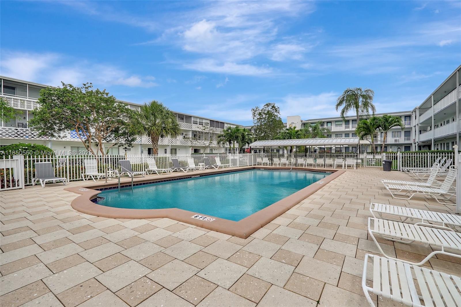 15600 NE 6th Ave # 30A