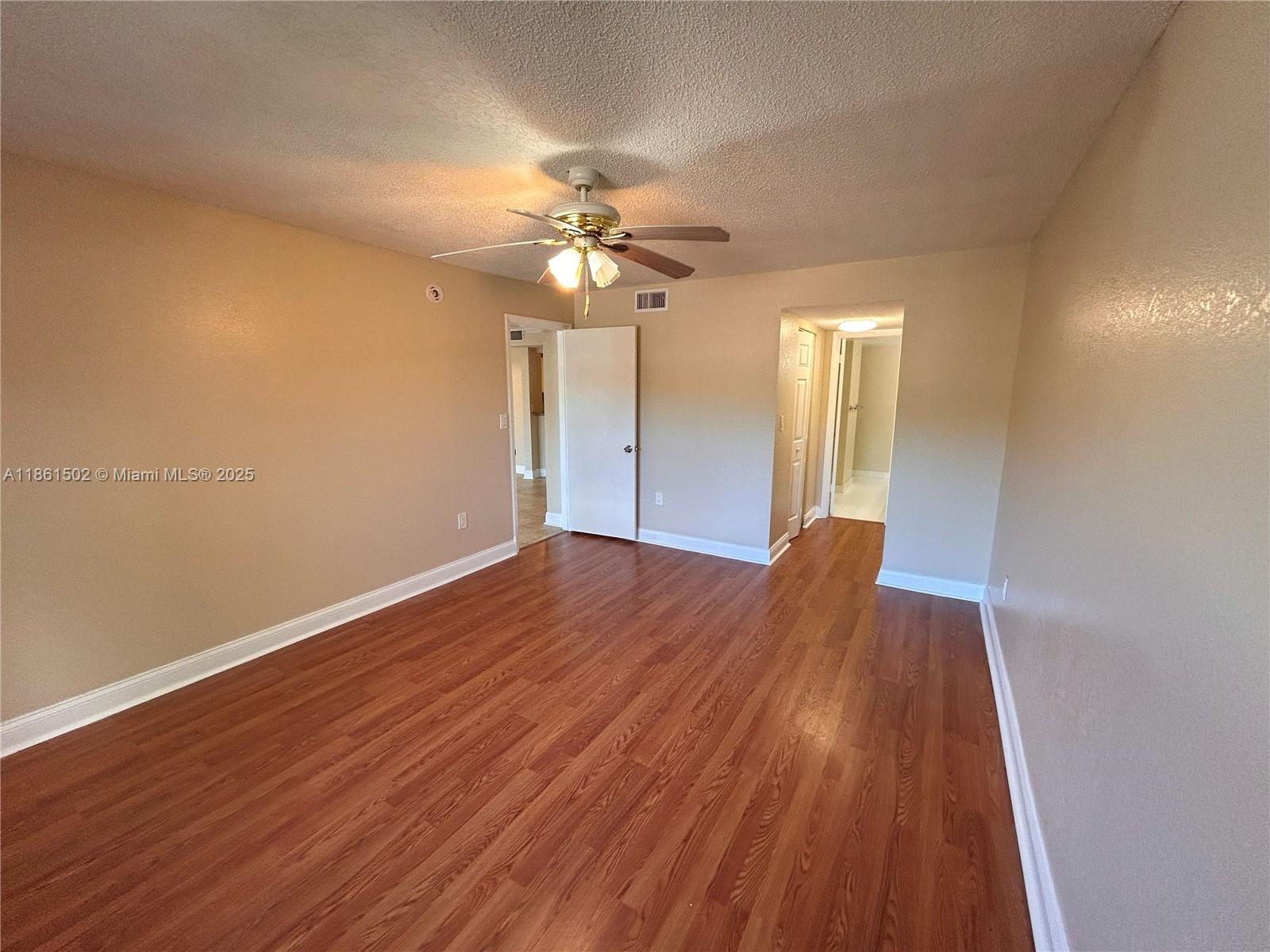 4255 N University Dr # 214