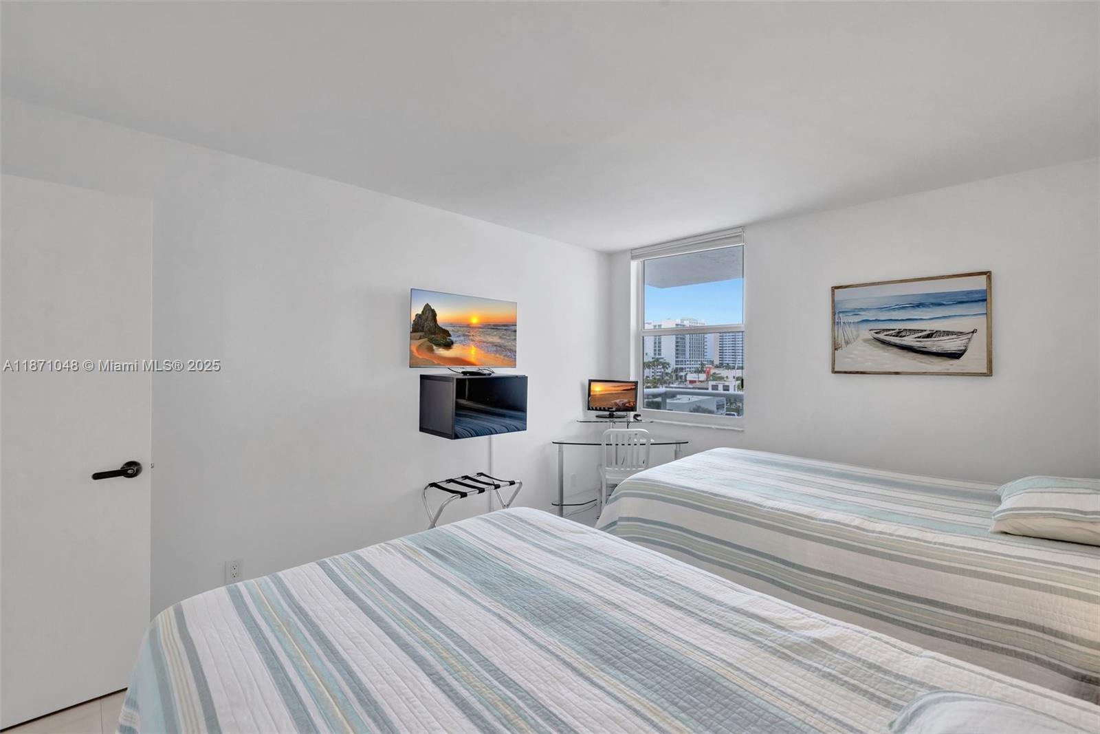 3015 N Ocean Blvd # 5B