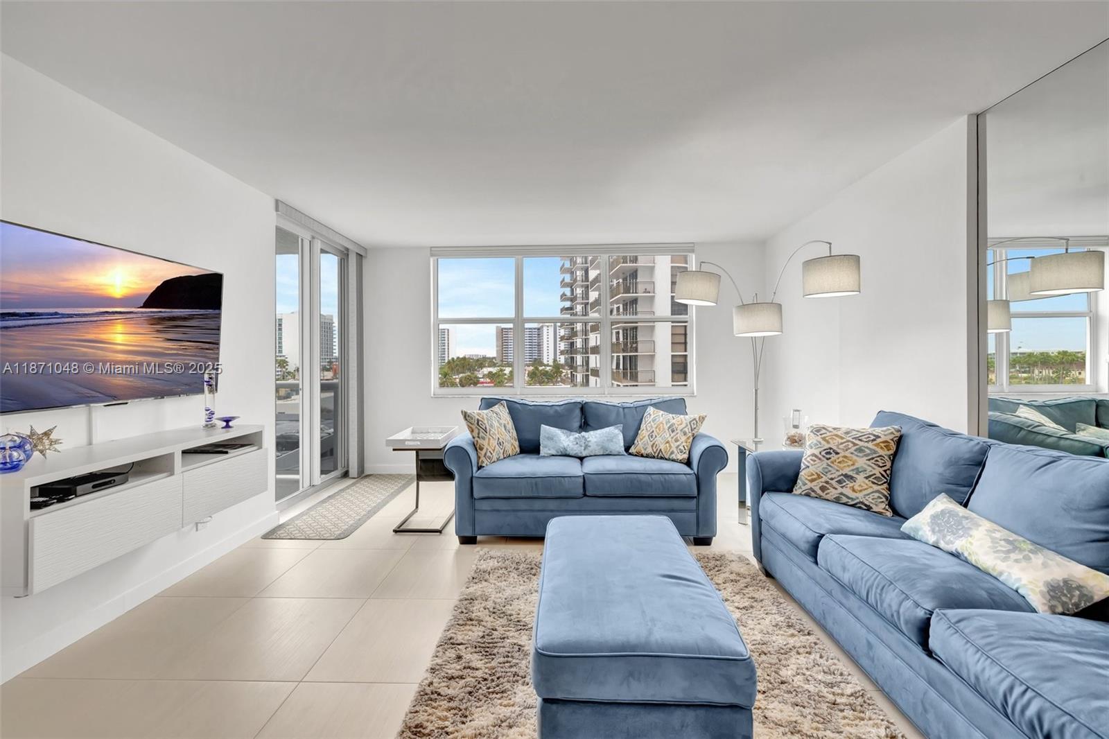 3015 N Ocean Blvd # 5B