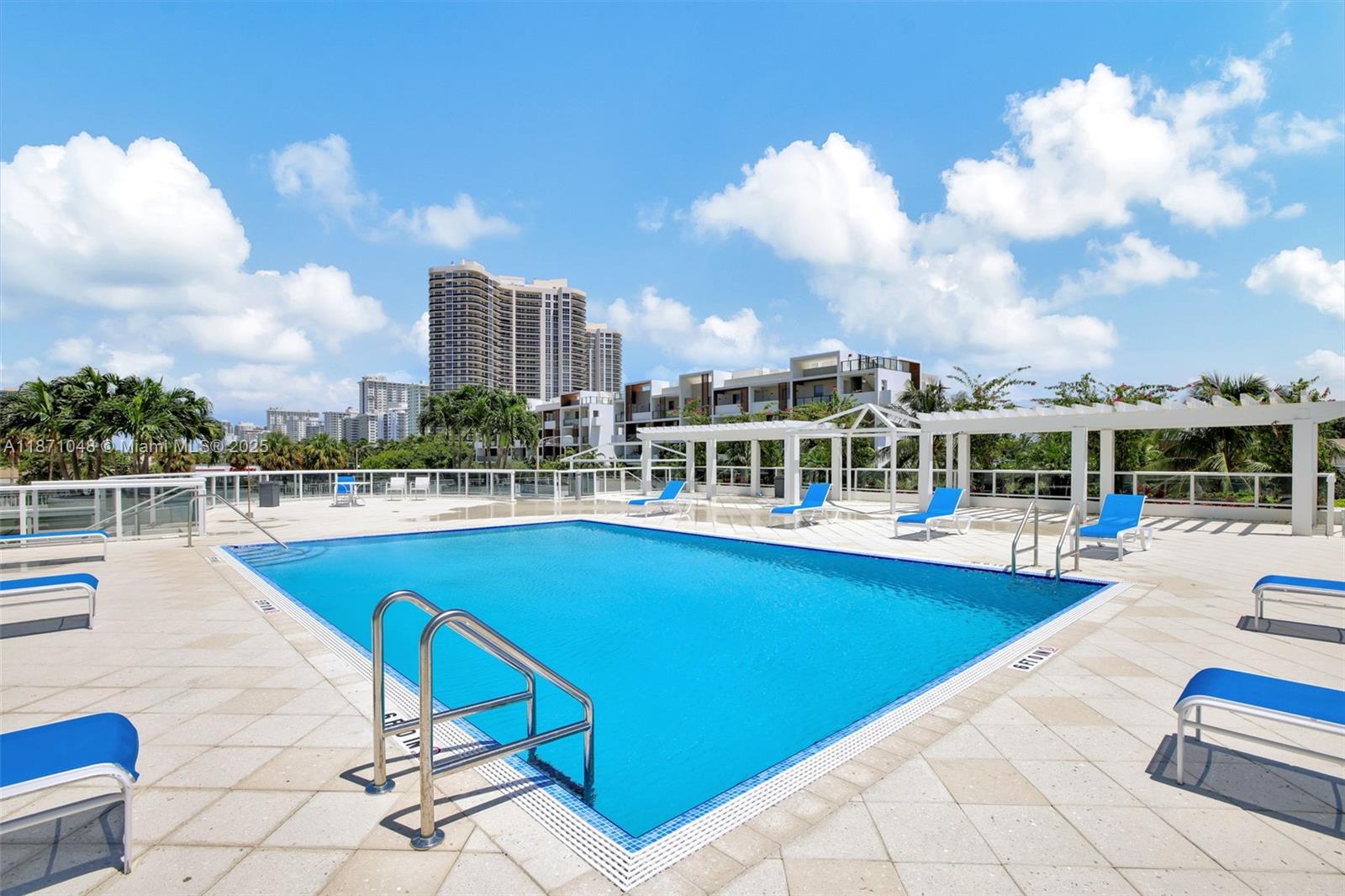 3015 N Ocean Blvd # 5B