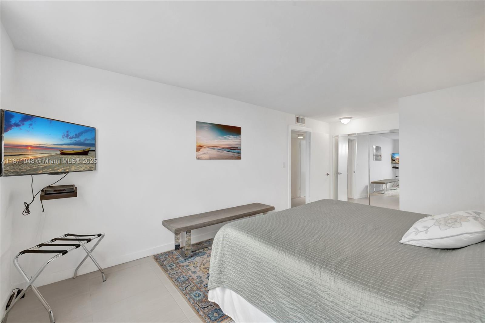 3015 N Ocean Blvd # 5B