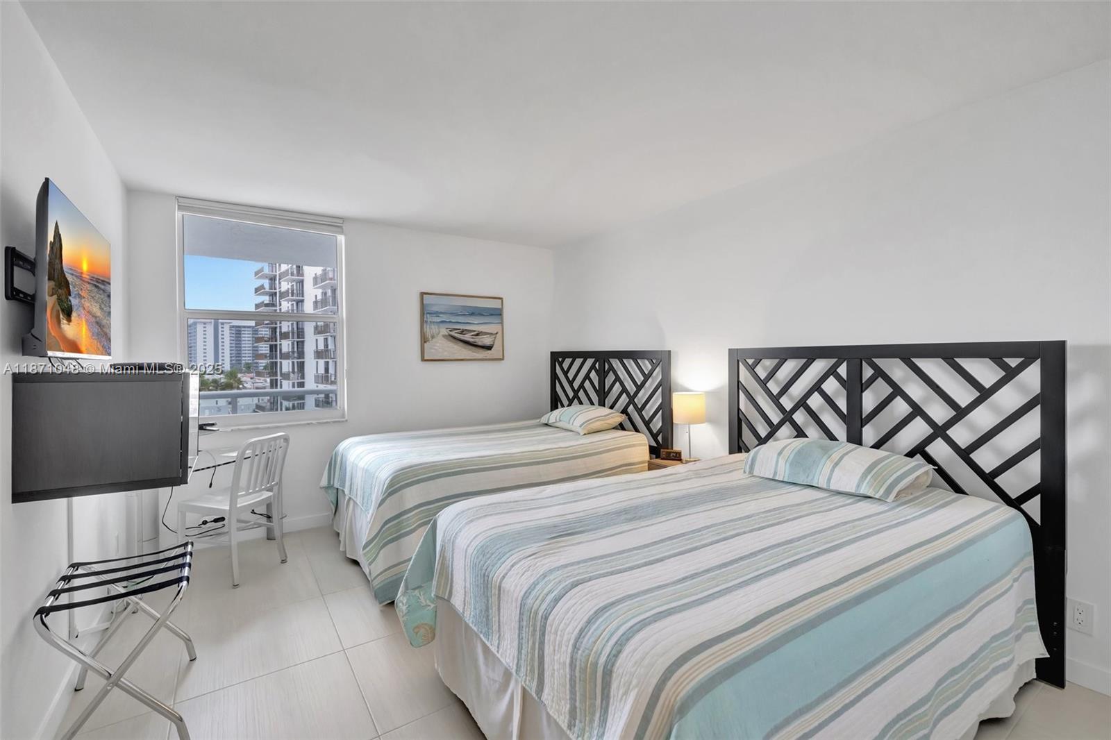 3015 N Ocean Blvd # 5B