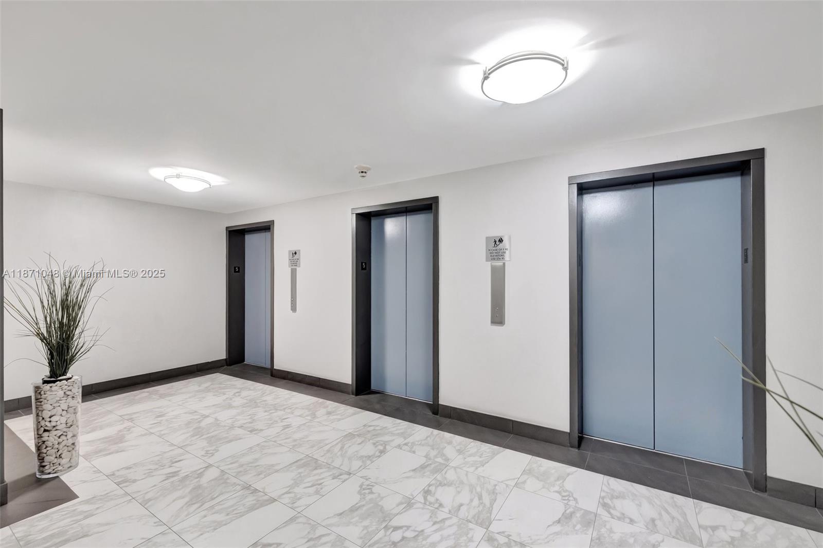 3015 N Ocean Blvd # 5B